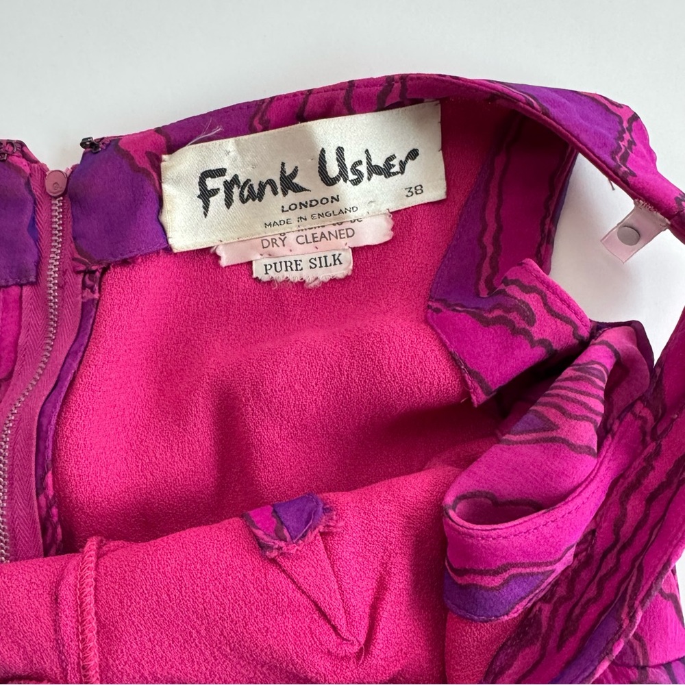 1960’s Vintage Vibrant Pink and Purple Sleeveless Dress - Picture 2 of 4